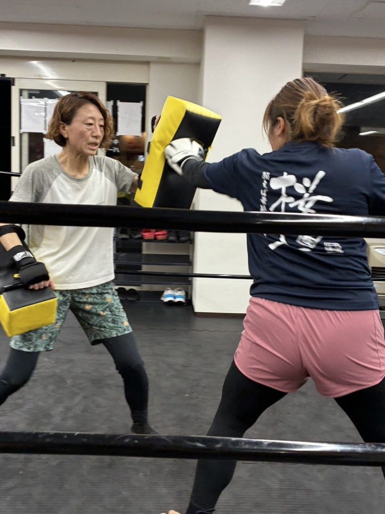 只今入会キャンペーン実施中‼️「ダイエットしたいけど、運動は続かない…」「食事制限だけではリバウンドしてしまう…」そんな悩みを解決するのはキックボクシングスタジオナンバーナインです！！